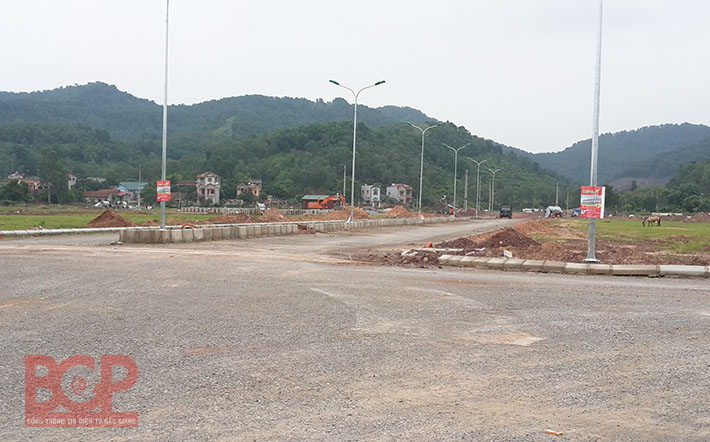 Lục Nam đầu tư xây dựng các công trình trên địa bàn thị trấn Đồi Ngô